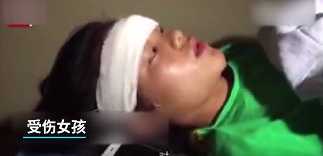 Nghệ sĩ 14 tuổi Trung Quốc ngã từ độ cao 3 m ngay trên sân khấu