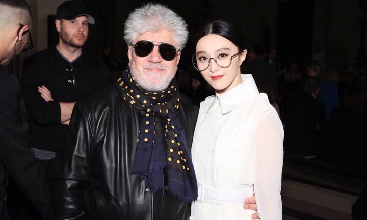 Phạm Băng Băng diện nguyên cây trắng nổi bật đến làm V.I.P tại Paris Fashion Week 2017