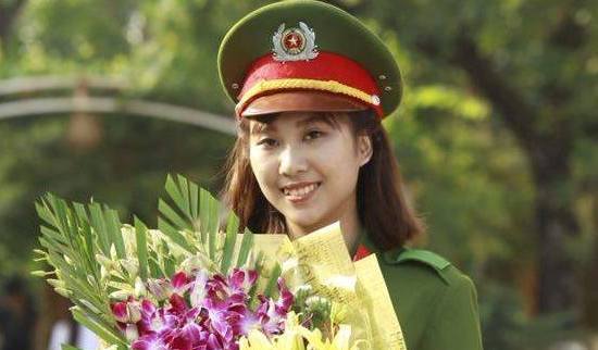 Thủ khoa xinh đẹp Học viện Cảnh sát: ‘Muốn thành công không được lười biếng’