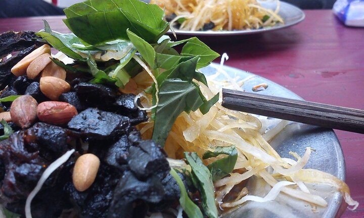 Ăn vặt sai cách ở văn phòng, chạy bộ cả đời cũng không giảm cân