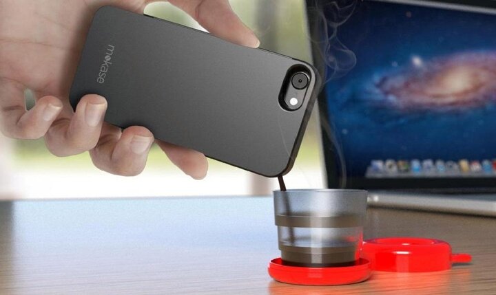 Phát minh đột phá: Ốp điện thoại siêu tiện dụng, pha được cà phê