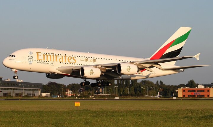 Video: Màn hạ cánh thót tim của chiếc Airbus A380