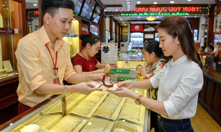 Giá vàng hôm nay 11/10: Tăng nhẹ, sẽ diễn biến bất ngờ