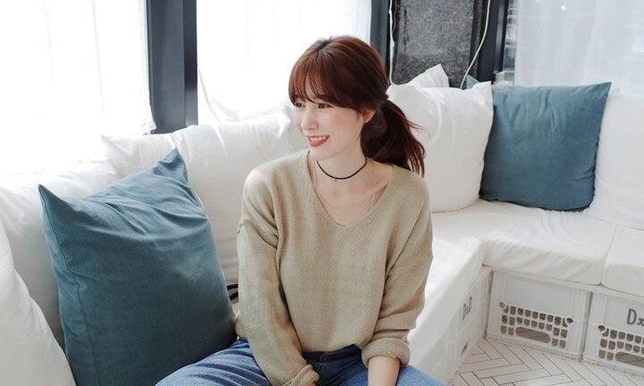 Xu hướng thời trang mùa thu: Áo dệt kim lên ngôi