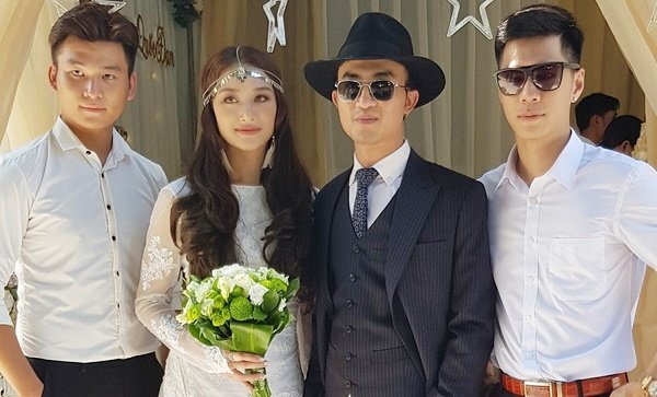 Hé lộ hình ảnh lễ ăn hỏi của Trần Tú 'Người phán xử' và vợ xinh như hot girl