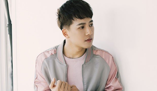 Châu Khải Phong livestream bằng 4G MobiFone 'tung' giải thưởng hot cho fan