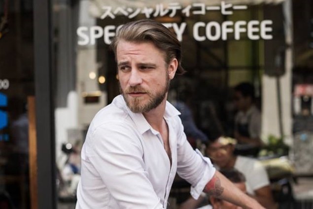 Mỹ Tâm bị bắn trong MV, fan 'tấn công' nam bạn diễn điển trai