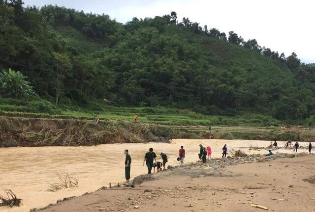 Giám định ADN thi thể nghi là thượng tá biên phòng bị lũ cuốn trôi ở Thanh Hóa