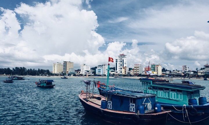 Quảng Ninh: Tạm dừng cấp phép các phương tiện ra đảo