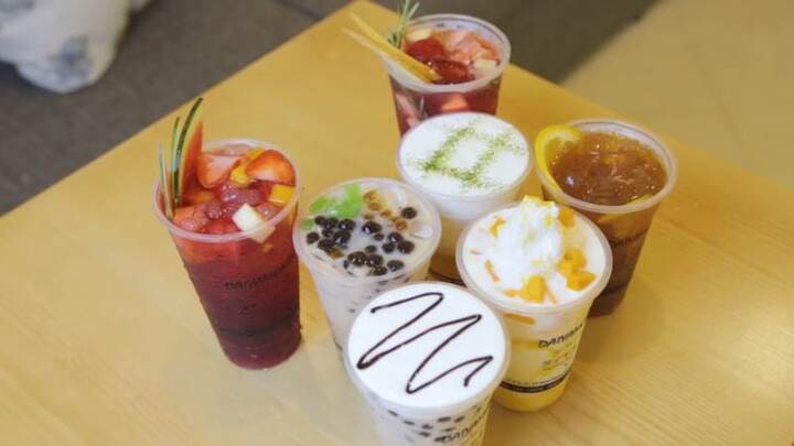 Đoạn đường 1 km có 22 quán trà sữa ở Hà Nội