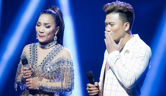 Hơn 4.000 khán giả xem liveshow kỷ niệm 20 năm ca hát của Hồng Ngọc ở Mỹ