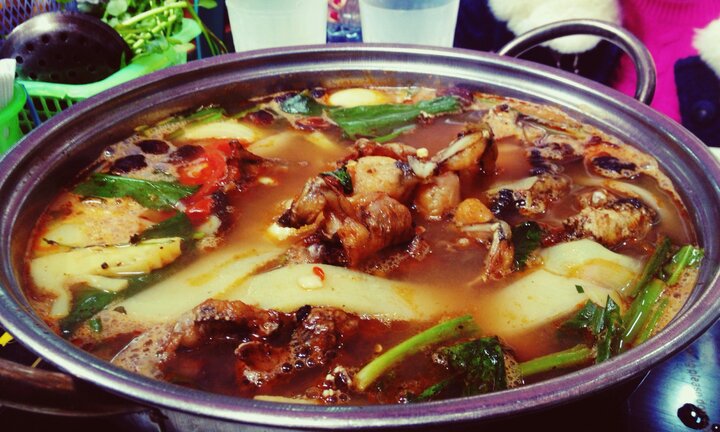 Sự thật kinh hoàng sau món lẩu ếch nóng hổi, giá chỉ 85.000 đồng/nồi