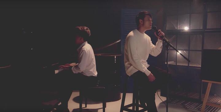 Sau 16 năm, 8x, 9x bồi hồi nghe Quang Vinh cover ca khúc 'Phai dấu cuộc tình'