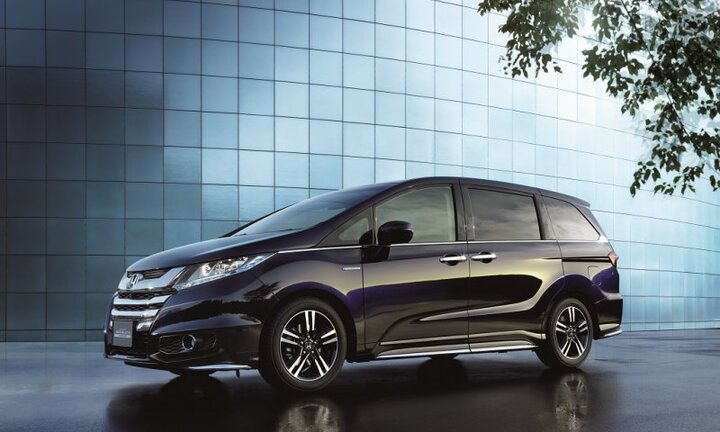 Honda Odyssey ra mắt phiên bản 2017 giá 1,99 tỷ đồng