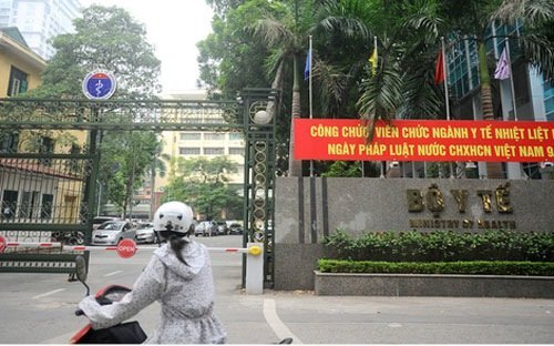 Bộ Y tế: 'Bác sĩ bị phạt tiền vì bôi nhọ Bộ trưởng là do địa phương'