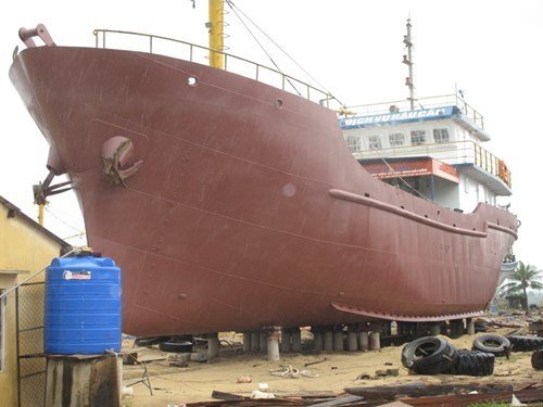 Sửa chữa tàu vỏ thép ở Bình Định: Tiếp tục thất hẹn bàn giao cho ngư dân