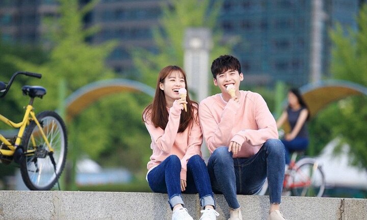 Câm nín trước những câu đáp trả 'bá đạo' của chị em khi được hỏi: 'Em đã từng yêu bao nhiêu người?'