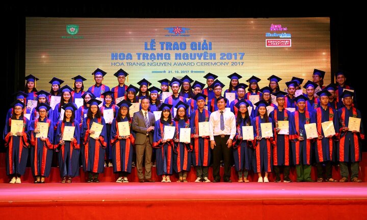 Mùa Hoa Trạng Nguyên khoe sắc - hiền tài hội tụ