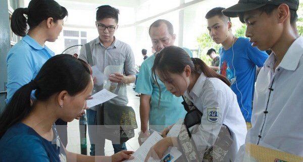 Bộ GD-ĐT bác thông tin học phí đại học tăng lên 50 triệu đồng/năm