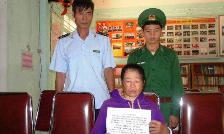 Bắt 'nữ quái' trộn ma túy trong nông sản mua từ Lào về Việt Nam tiêu thụ