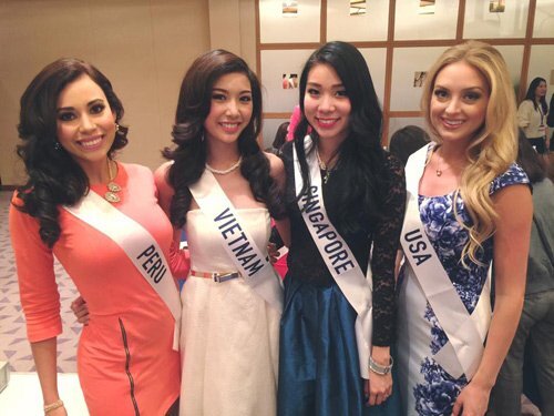 Muôn vàn cách ghi dấu ấn trên đấu trường sắc đẹp quốc tế của người đẹp Việt