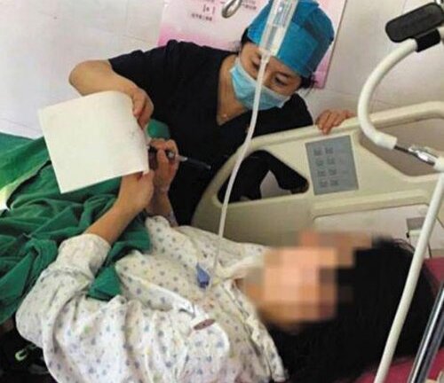 Sản phụ năn nỉ bác sỹ cứu mình thay vì cứu con: Lý do đáng suy ngẫm
