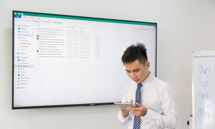 'Vua săn học bổng' Đoàn Công Chung – Chàng CEO 9X và niềm đam mê với công nghệ