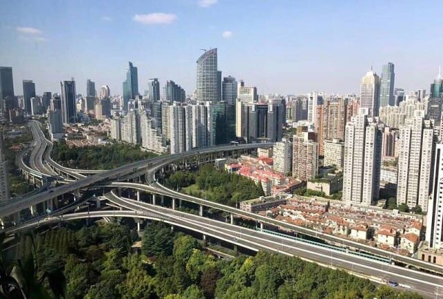 Thượng Hải đột nhiên vắng vẻ như thành phố bỏ hoang