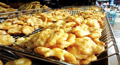 Sự thật 'kinh hoàng' về món chả mực giá rẻ 150-250.000 đồng/kg ở chợ Long Biên