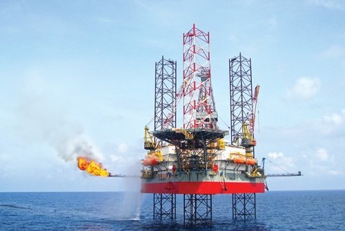 Nhiều đơn vị PVN tổ chức ứng phó khẩn cấp trước cơn bão số 12