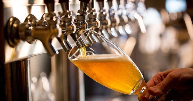 Thuế bia cao ngất: Ly bia 24.000, 12.000 tiền thuế