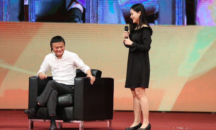 Tỷ phú Jack Ma: 'Quên đi chuyện cứ có tiền thì thành công'