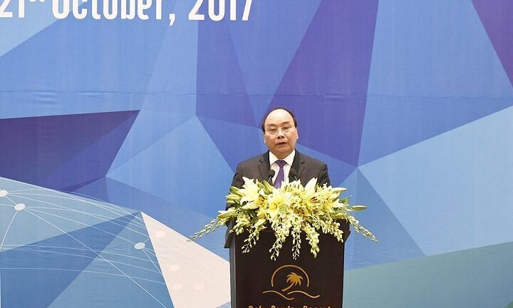 Thủ tướng Nguyễn Xuân Phúc ăn sáng làm việc với doanh nghiệp APEC 2017