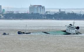 Chìm tàu lịch sử tại biển Quy Nhơn: Chỉ yêu cầu rút kinh nghiệm?