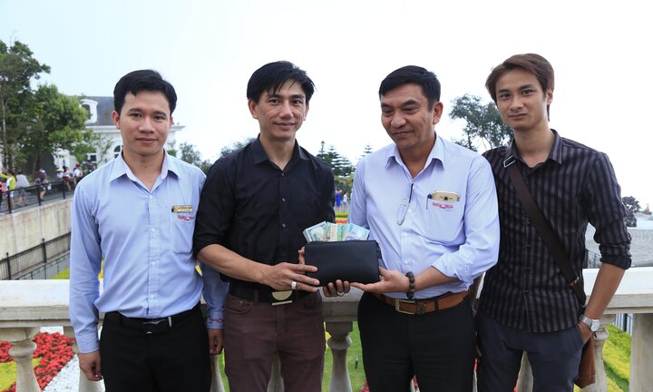 Tủ đồ thất lạc ở Bà Nà Hills và câu chuyện làm du lịch tử tế