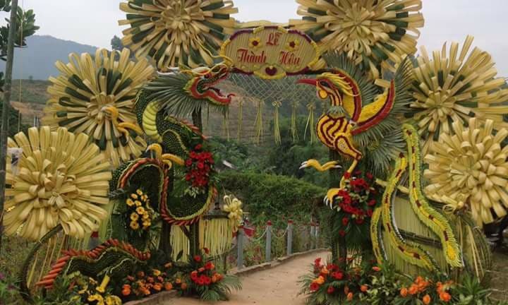 Cổng cưới lá dừa 'mộc mà chất' ở Vĩnh Phúc khiến dân mạng say mê