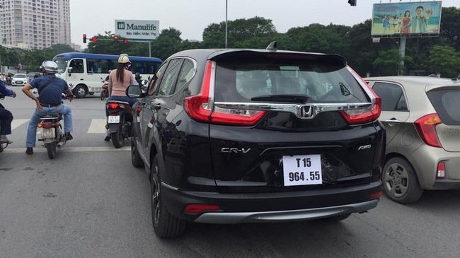 Bất ngờ lộ diện Honda CR-V 7 chỗ cực 'ngầu' ở Hà Nội