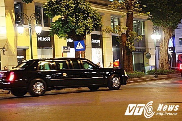 TRỰC TIẾP: Tổng thống Mỹ Donald Trump đến Hà Nội ngày 11/11