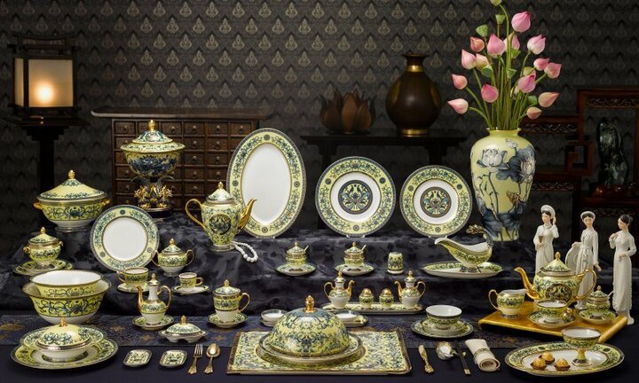 Cận cảnh bộ bát đĩa phục vụ APEC trị giá hơn 200 triệu đồng