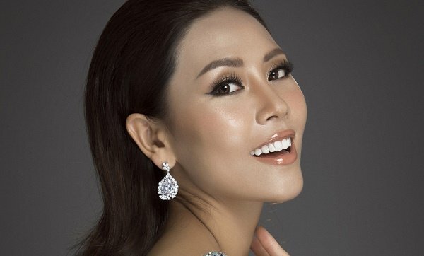 Ngày đầu tiên nhập cuộc, Nguyễn Thị Loan đã lên trang chủ ‘Hoa hậu Hoàn vũ’