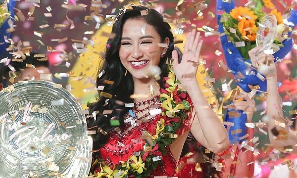 Trượt Hoa hậu Trái đất, Á hậu Hà Thu đăng quang Quán quân ‘Tình Bolero 2017”