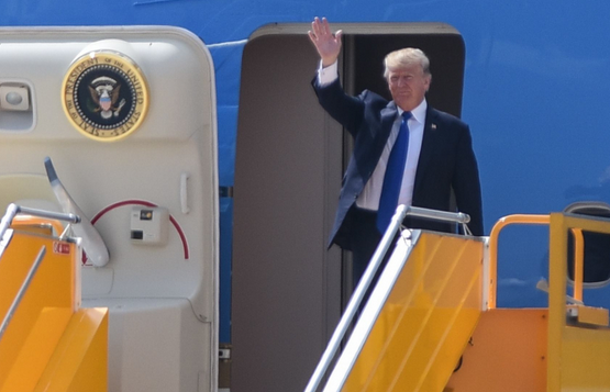 Lý do Tổng thống Trump đột ngột rời Philippines, không dự Hội nghị Cấp cao Đông Á