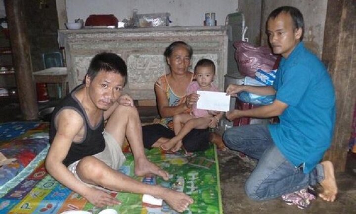 Việt kiều rởm lừa 49 triệu đồng tiền hỗ trợ đồng bào vùng lũ Quảng Nam