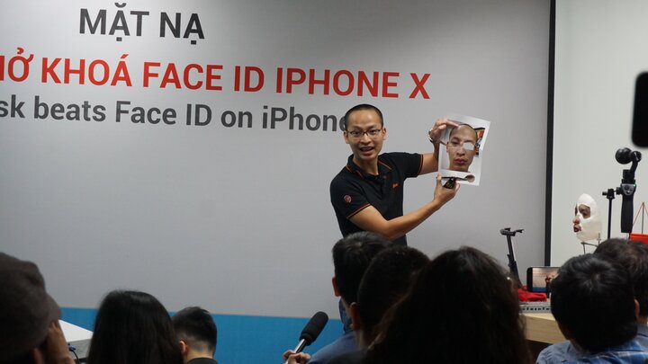 Video: BKAV trình diễn qua mặt Face ID trên iPhone X
