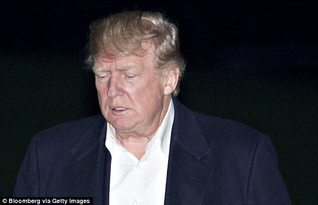 Tổng thống Trump bị nghi nhầm lời chia buồn giữa các vụ xả súng