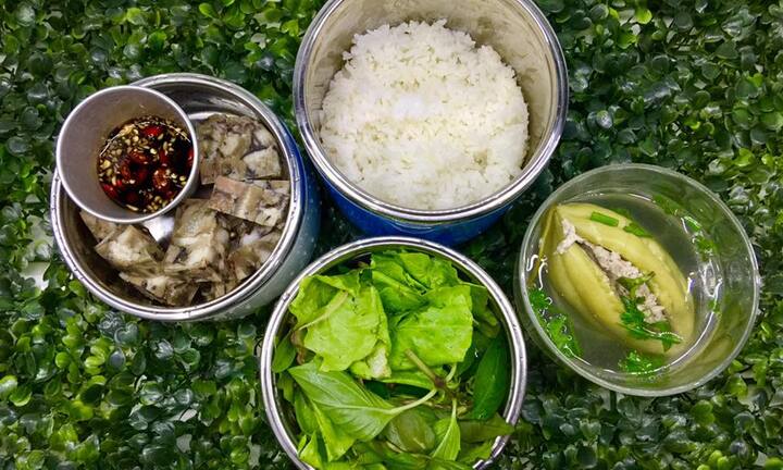 Bộ ảnh cơm trưa tự nấu ngon, bổ, đẹp mắt hút nghìn' like' của mẹ bỉm sữa