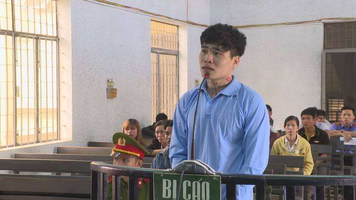 Quan hệ tình dục với bạn gái nhí, nam thanh niên lĩnh 12 năm tù