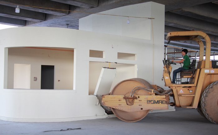 Tận thấy nhà hàng xây dựng trái phép dưới gầm cầu cao tốc Hà Nội – Hải Phòng bị phá dỡ