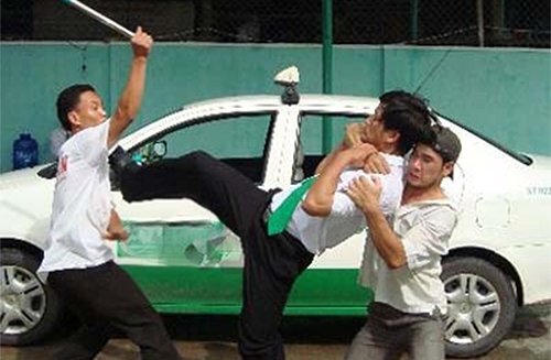 Cướp taxi trong đêm, nhóm thanh niên gặp nạn trên đường tẩu thoát