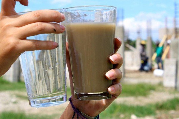 Hà Nội: Mất tiền oan mua nước bẩn